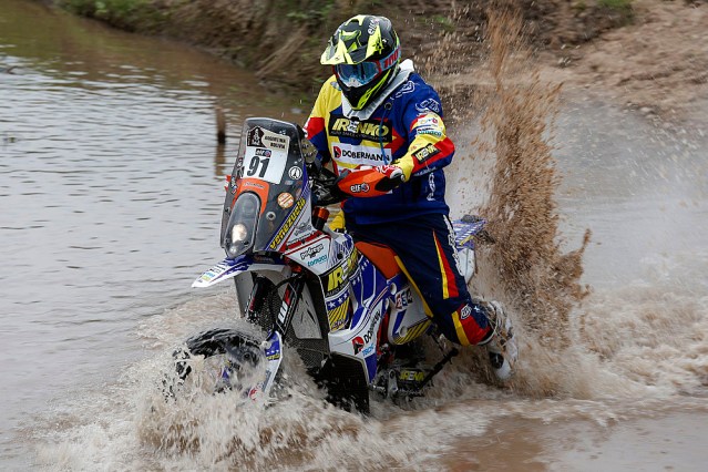 AUTO - DAKAR 2016 SCRUTINEERING  - START