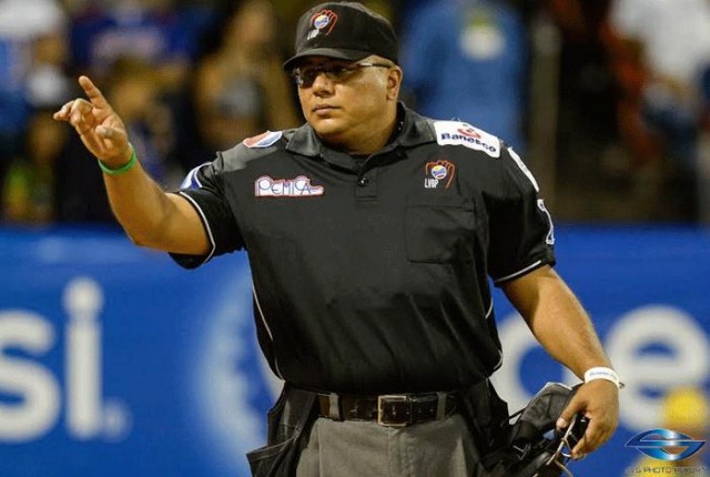 Jairo Martínez fue elegido umpire del año en la LVBP