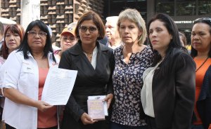 Diputadas exigen a Fiscalía investigar a Coronel Viloria por vejaciones contra Tintori y Mendoza