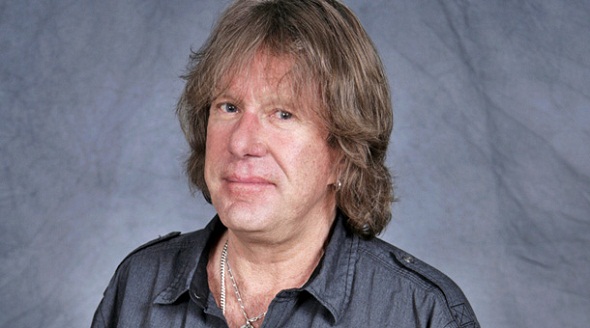 Muere Keith Emerson, cofundador de la banda Emerson, Lake & Palmer (Video)