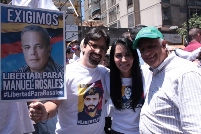 Líderes políticos expresan solidaridad con Manuel Rosales (Fotos)