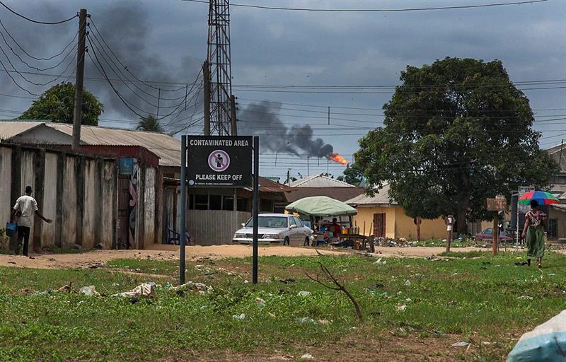 Al menos 25 muertos en atentado suicida contra mezquita del norte de Nigeria