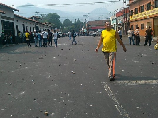 Gustavo Azócar pide destitución de directores del IUT por protesta en la que murieron dos policías