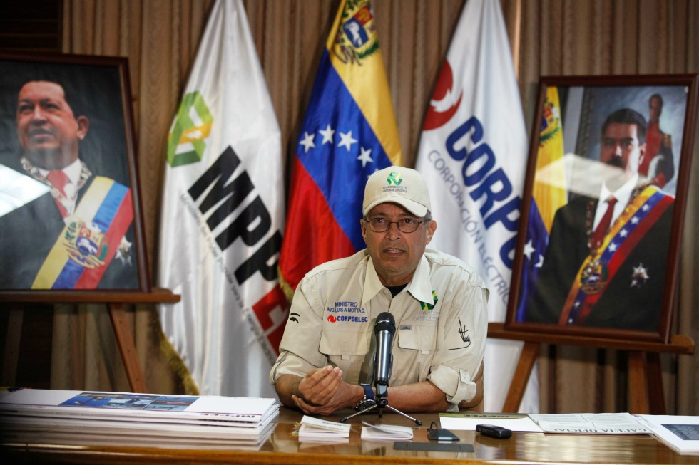 Maduro & Co. defienden a Motta “el iluminado” Domínguez tras sanciones de EEUU