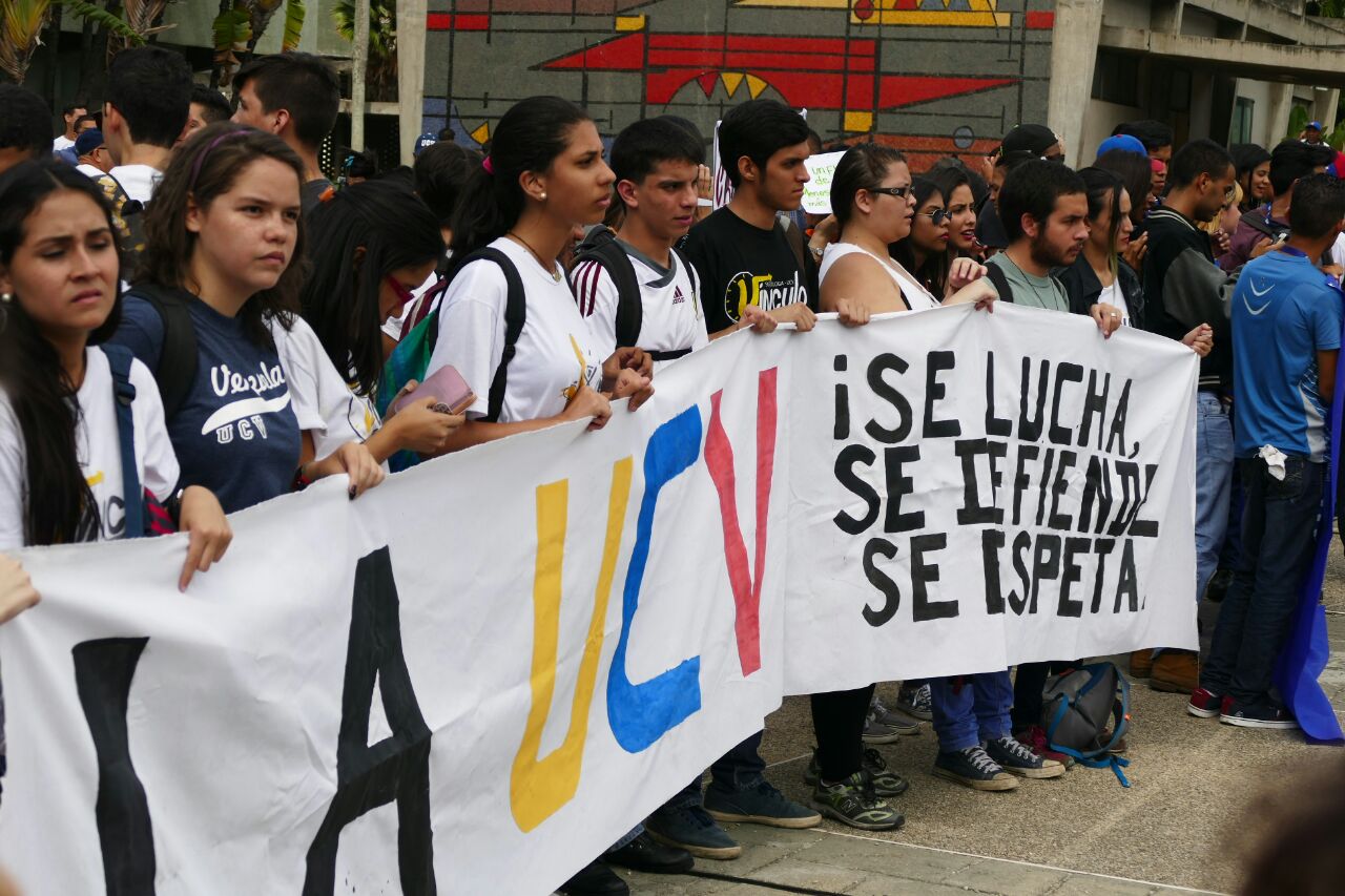 Estudiantes llaman a movilizarse el 21 de noviembre ante la destrucción de la universidad venezolana