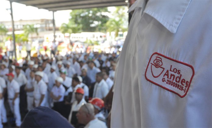 ¿Quien hizo la ley, hizo la trampa? Denuncian que Lácteos Los Andes vende la leche en polvo sólo a sus empleados