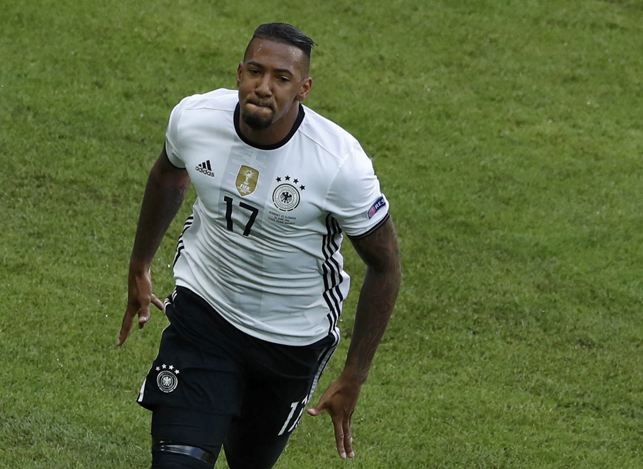 El futbolista Jerome Boateng podría estar inmerso en un gran lío en Alemania