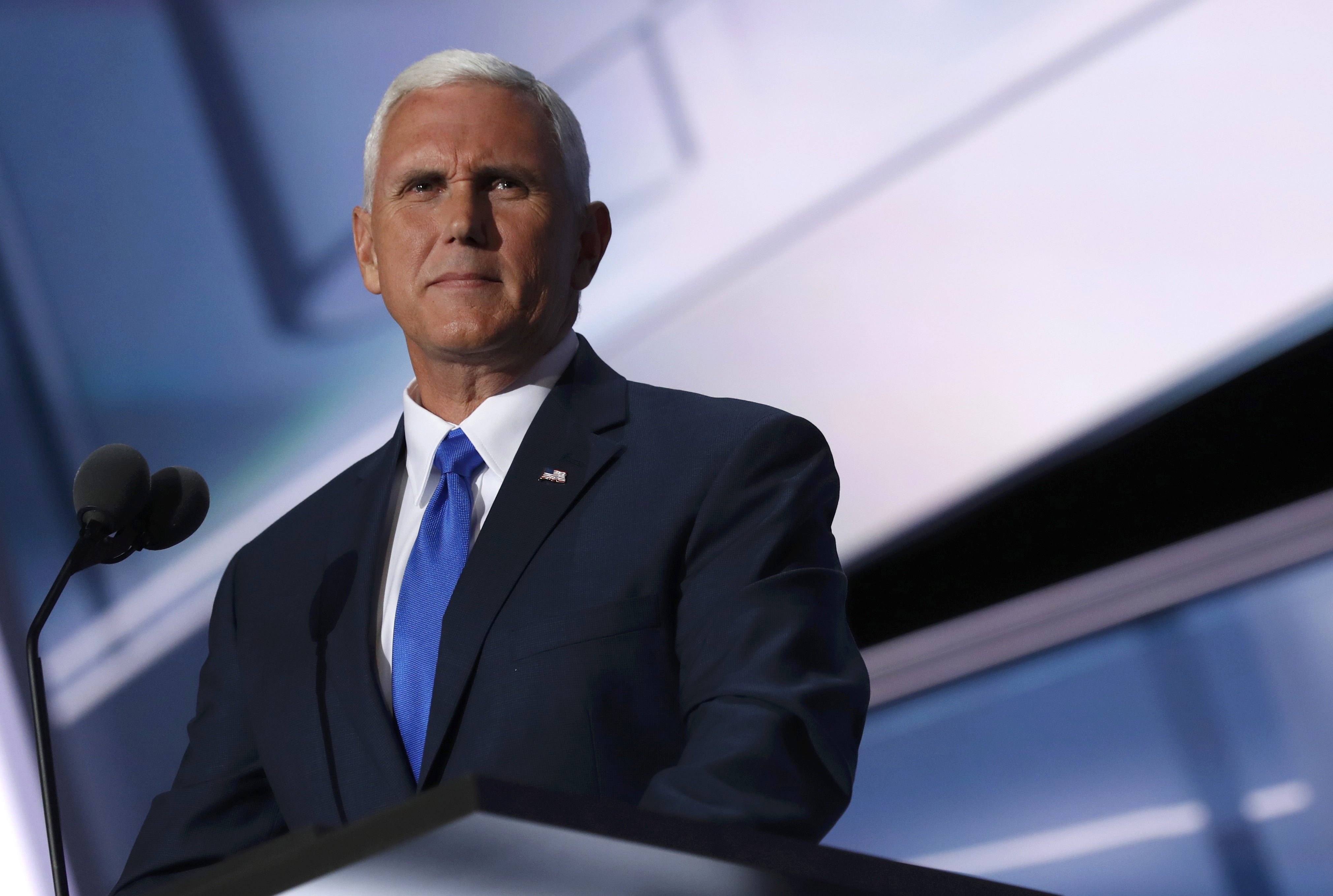 Mike Pence acepta la investidura como candidato republicano a la vicepresidencia de EEUU