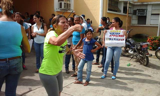 protesta-altagracia-de-orituco-hospital-crisis (14)