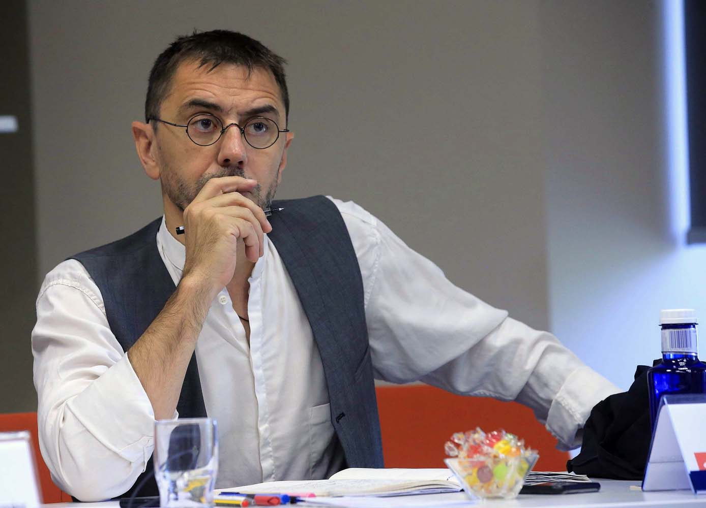 Tres detenidos en causa abierta contra Juan Carlos Monedero por presuntos delitos de blanqueo