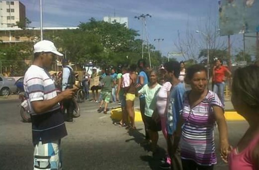 Protestas y más protestas por comida en varias partes del país este #30Jul