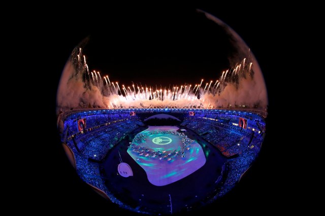 2016 Rio Olympics - Opening ceremony - Maracana - Rio de Janeiro, Brazil - 05/08/2016.  Fireworks explode during the opening ceremony.       REUTERS/Pawel Kopczynski  FOR EDITORIAL USE ONLY. NOT FOR SALE FOR MARKETING OR ADVERTISING CAMPAIGNS.