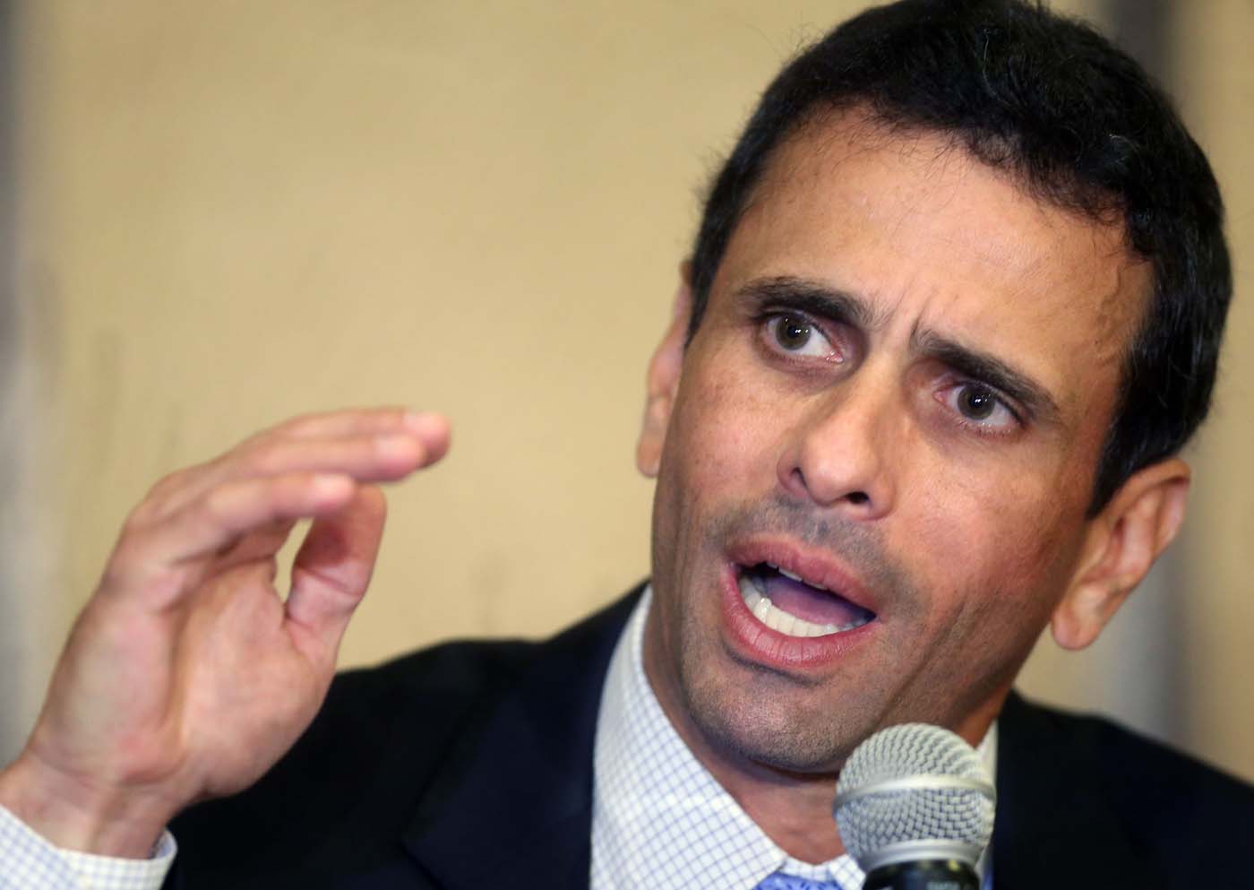 Contraloría abre investigación contra Capriles por “irregularidades” en su gestión