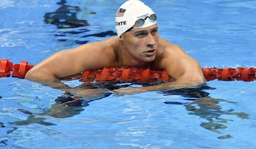 Nadador estadounidense Ryan Lochte fue inculpado por falso testimonio de asalto