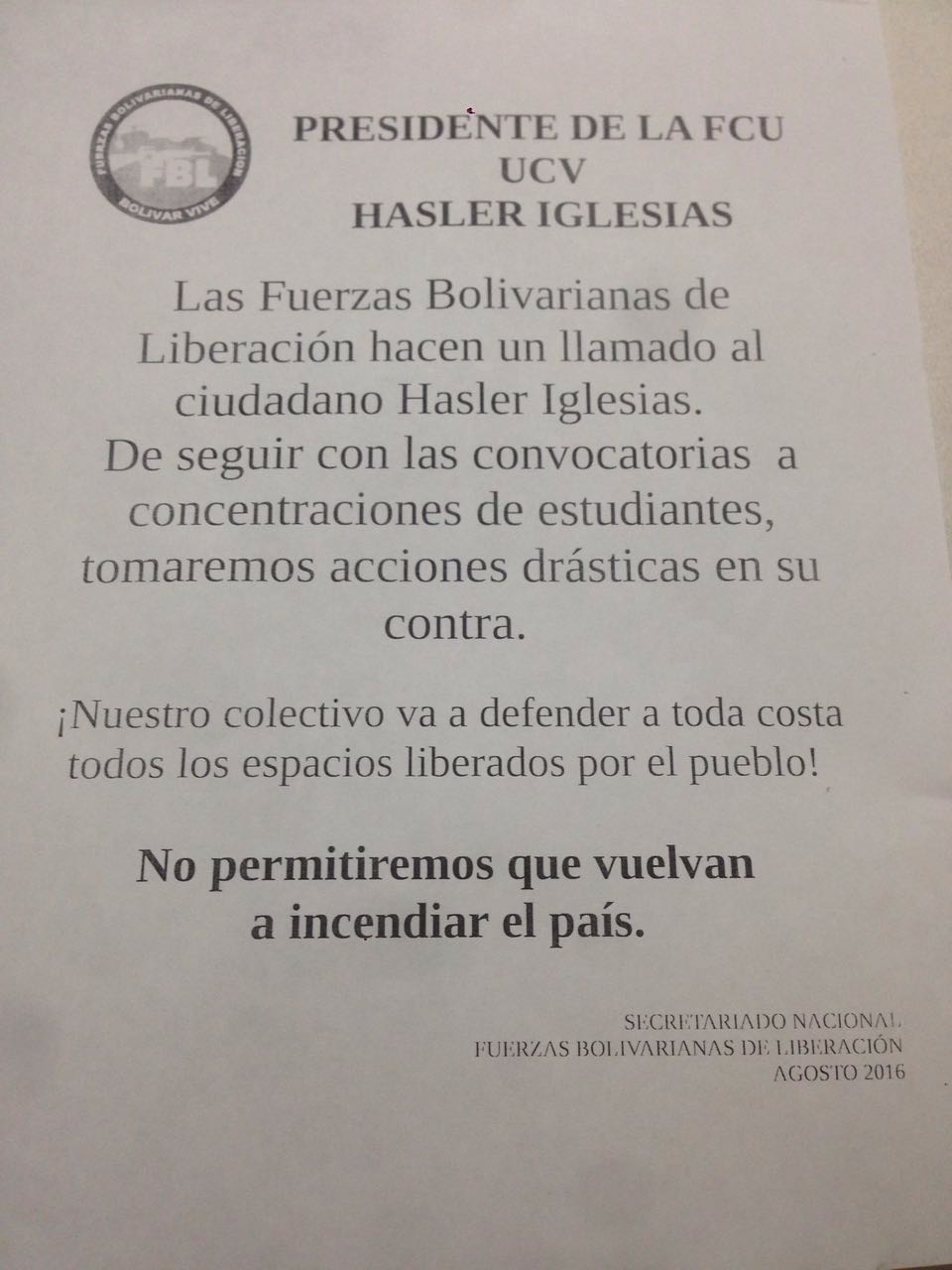 Valientes chavistas amenazan a presidente de la FCU-UCV lanzando ESTE panfleto a su casa