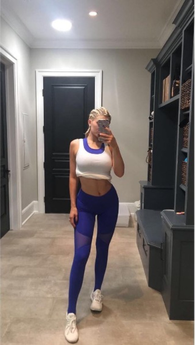 KylieJenner2