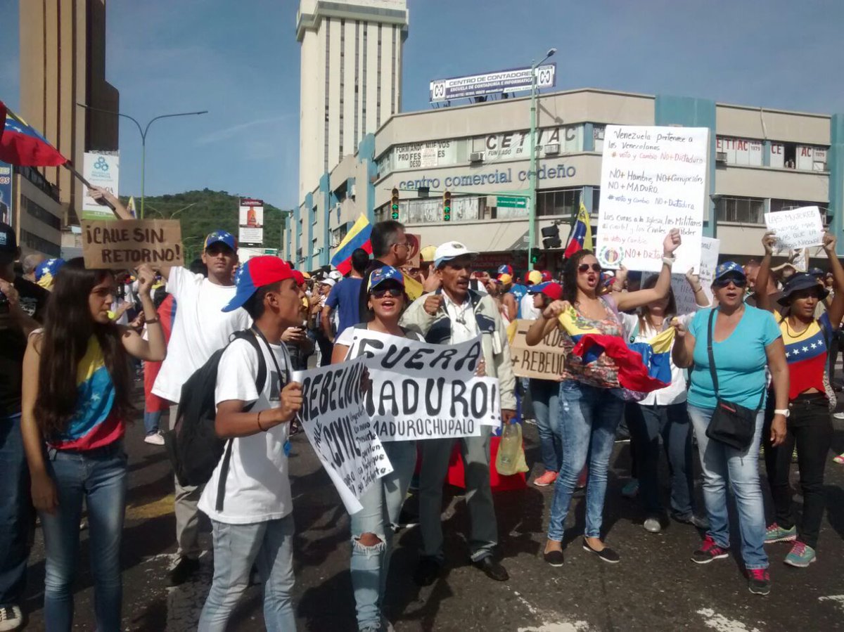 Valencia activa para #TomaDeVenezuela este #26Oct (Fotos)