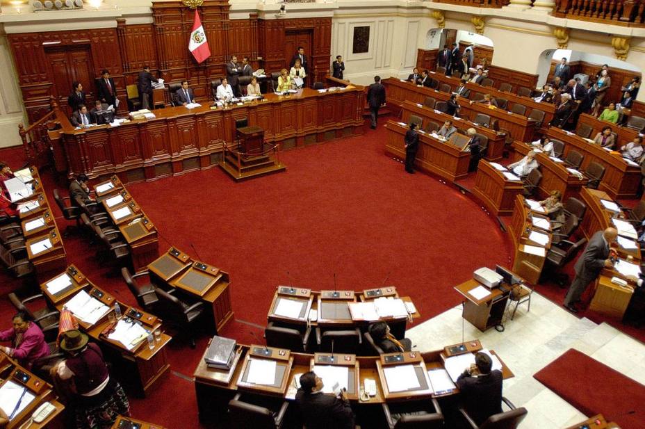 Congreso del Perú elevó oficios ante la “inconveniente presencia” de Maduro en Cumbre de Las Américas