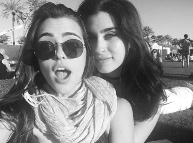 Lauren-Jauregui-y-Lucy-Vives