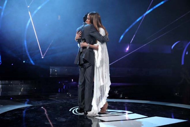 LAS VEGAS, NV - NOVEMBER 17: Marc Anthony (L) and Jennifer Lopez perform onstage during The 17th Annual Latin Grammy Awards at T-Mobile Arena on November 17, 2016 in Las Vegas, Nevada. Christopher Polk/Getty Images for LARAS/AFP