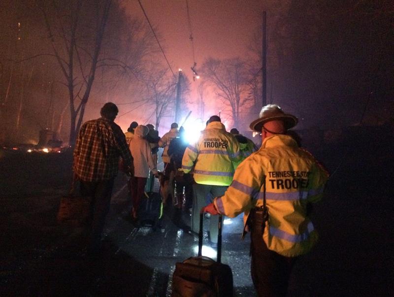 Suben a 36 los muertos por el incendio en un concierto en EEUU