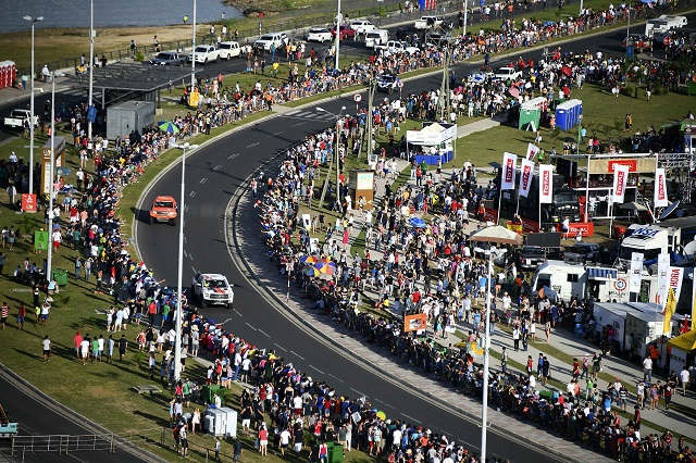 Dakar 2017 arranca oficialmente desde Paraguay con destino a Argentina