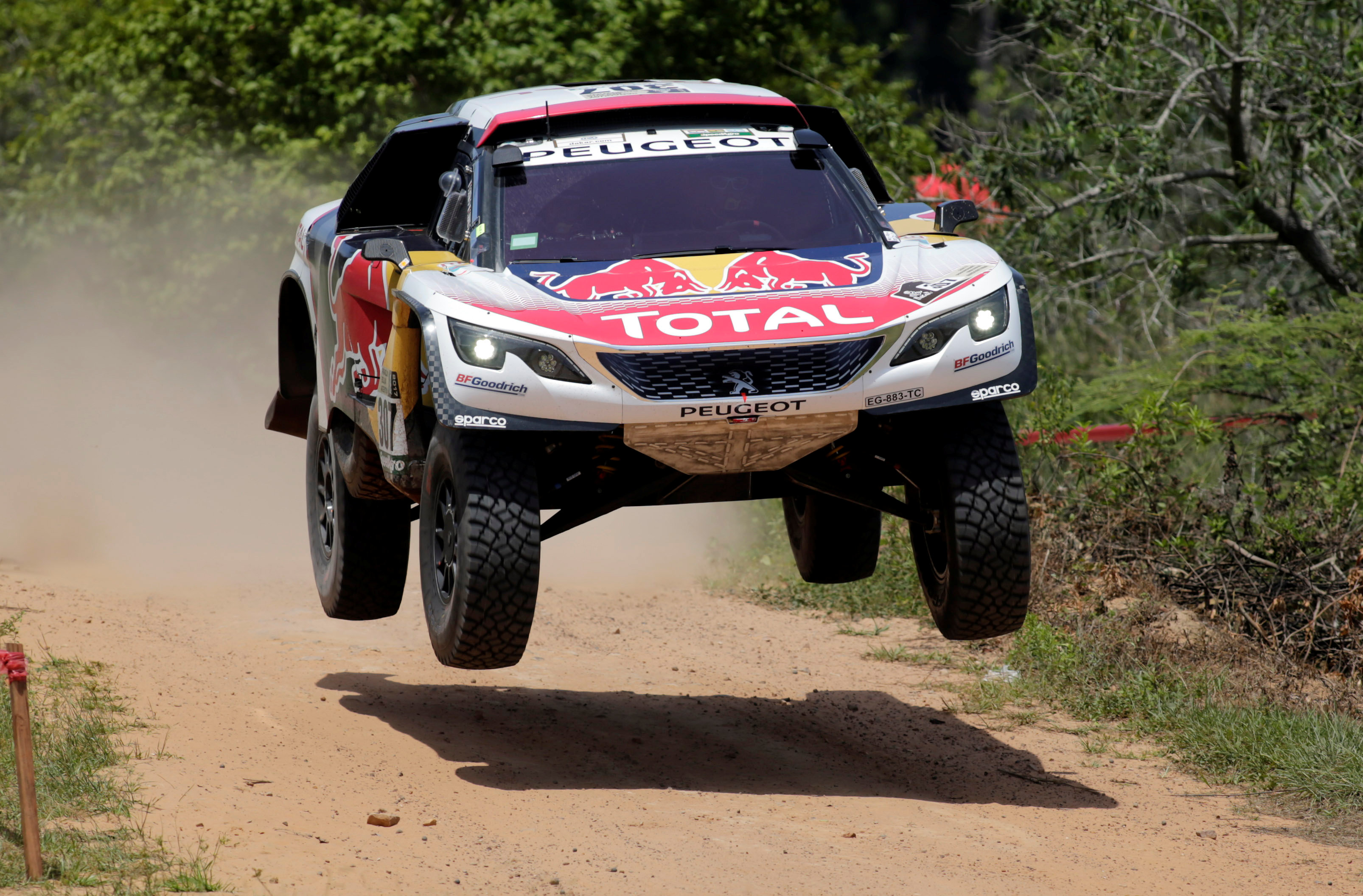 Francés Despres nuevo líder en autos del Dakar al ganar cuarta etapa