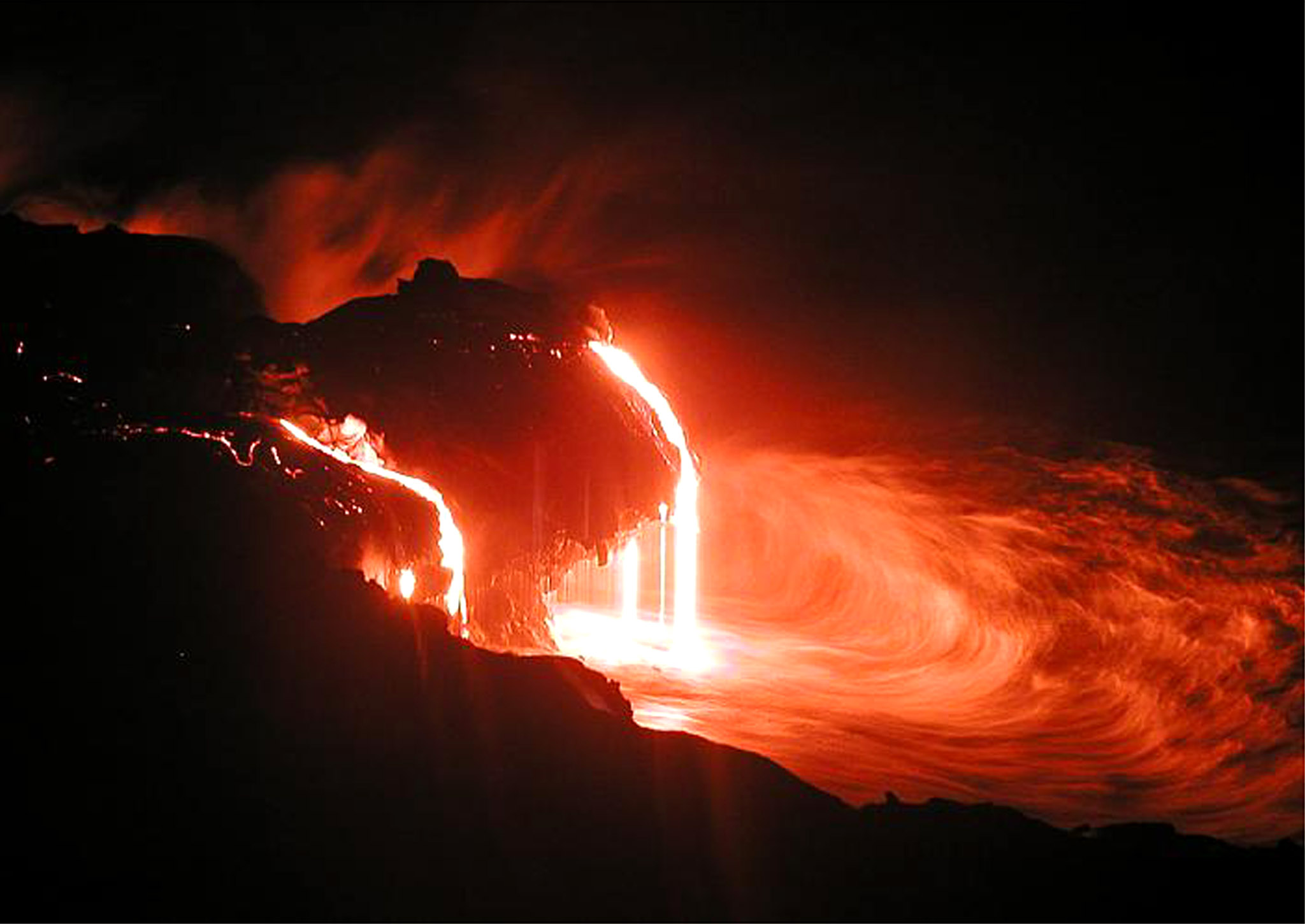 VIDEO: Así se ve el show de lava más alucinante del mundo y en “asientos VIP”