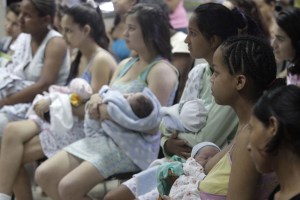 OPS entregará equipos médicos para más de 30 maternidades en Venezuela