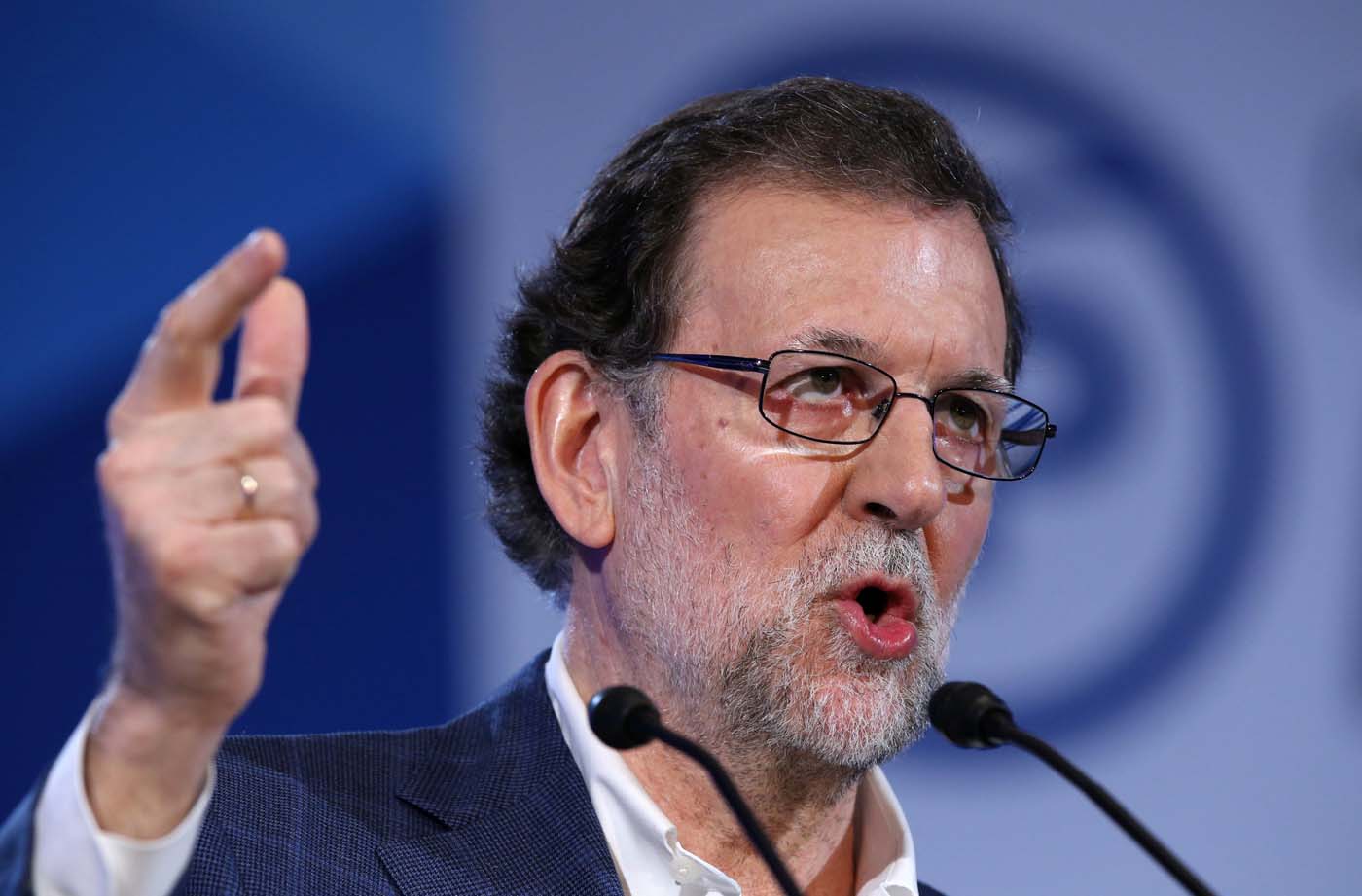 Rajoy promete inteligencia y firmeza ante posible ley referéndum en Cataluña