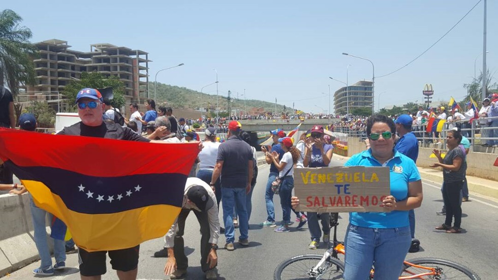 Margariteños toman nuevamente la calle este #20A (Fotos y video)