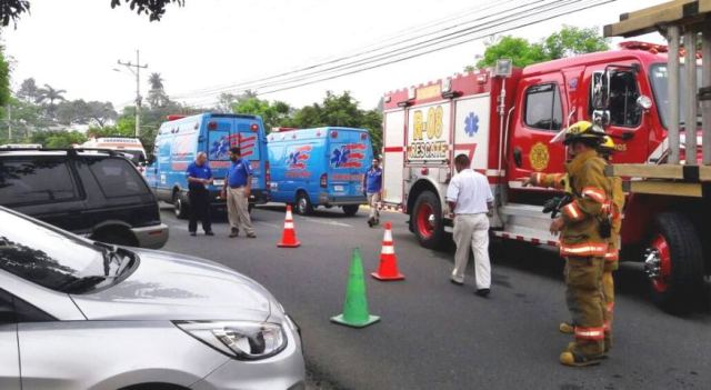 Tiroteo frente a una escuela en Costa Rica dejó dos muertos. Foto: La Nación de Costa Rica