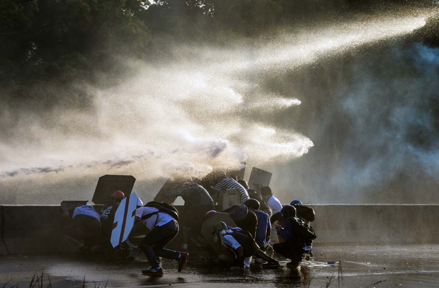 Diez fotos, dos meses de protestas en Venezuela