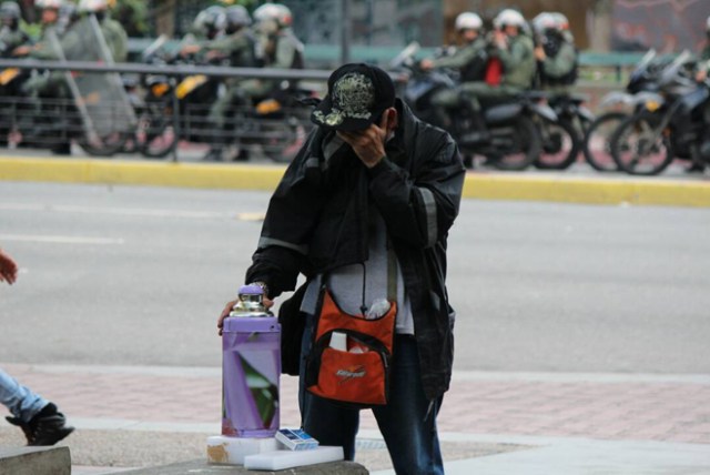 Estragos tras la brutal represión en Altamira este #14Jun/Foto: Régulo Gómez 