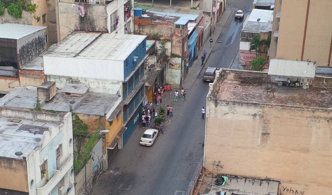 9:10 a.m. Centros de votación en Carabobo están desiertos #30Jul