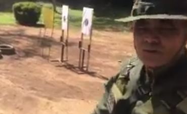 ¡Na’ guará Vladimir!… Padrino publicó un video donde sale practicando tiro, jadeando y anunciando la victoria