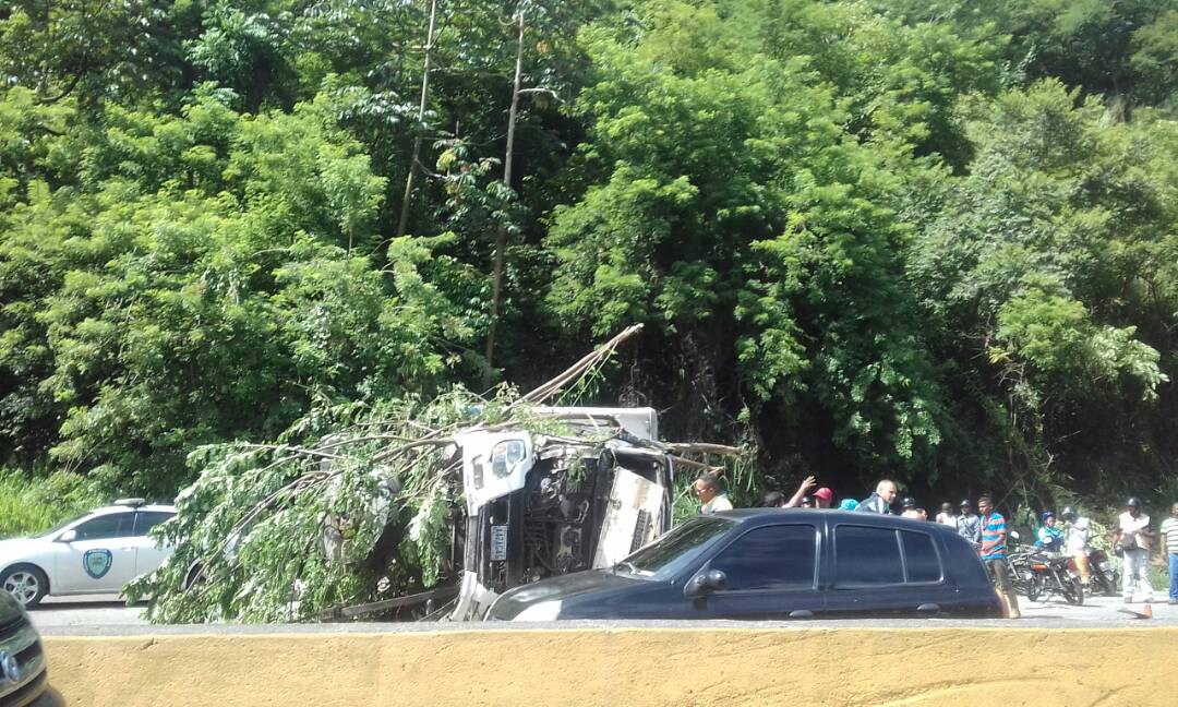 Un fallecido y cuatro heridos tras accidente en la GMA #8Ago