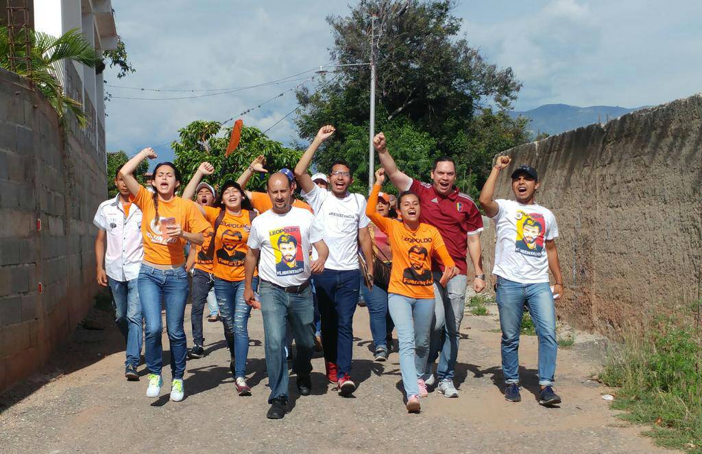Lawrence Castro: Votemos este #10S como acto de rebeldía contra la dictadura