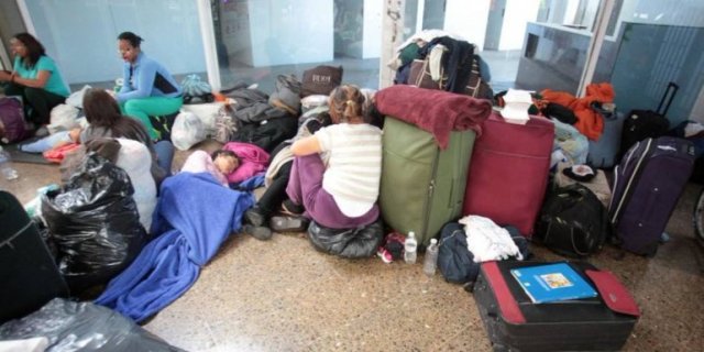 Diariamente llegan al terminal entre 15 y 20 venezolanos