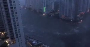 Irma inunda el centro de Miami (video)