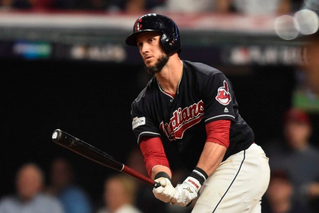 El receptor de los Indios de Cleveland, Yan Gomes.  Ken Blaze-USA TODAY Sports