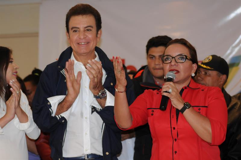 Nasralla lidera elecciones de Honduras, según primer informe oficial