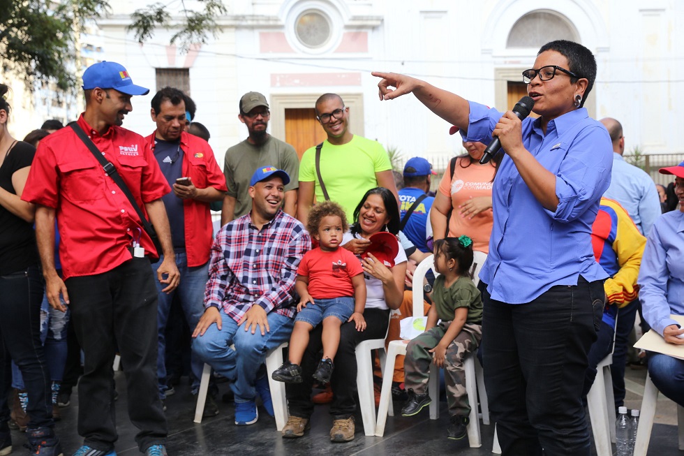 En su apadrinada campaña, Erika Faría asegura que “recuperarán el Zulia” el #10Dic