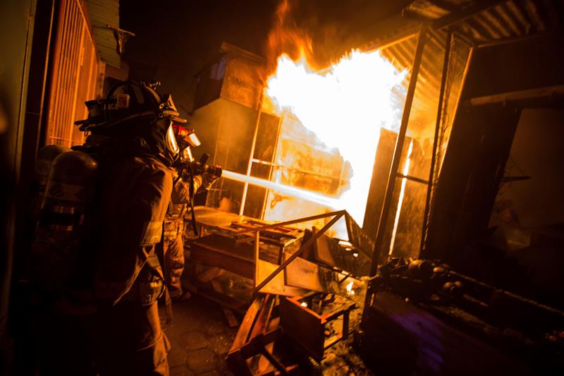 Voraces incendios consumieron más de 100 locales en mercado de Nicaragua (+fotos)