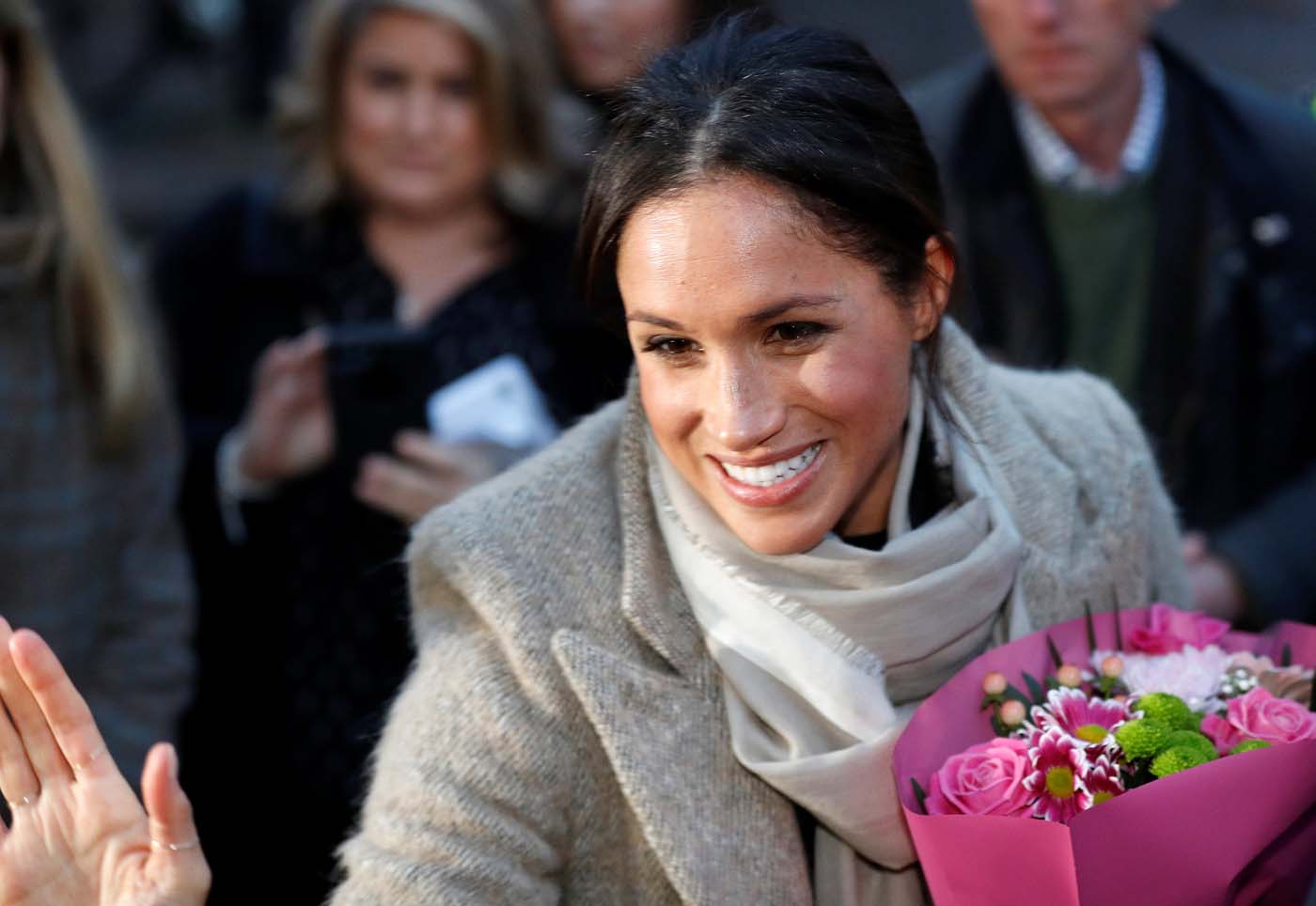 Meghan Markle o cómo pasar de actriz a royal con el mismo abrigo (fotos)