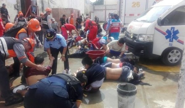 Al menos cinco muertos en Perú por pelea de bandas en centro de detención juvenil