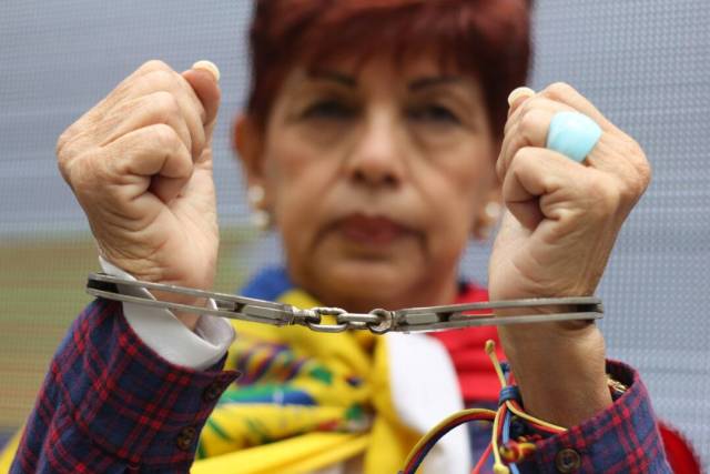 Foto: Protesta contra la detención de Leopoldo López / Juan Peraza - LaPatilla.com