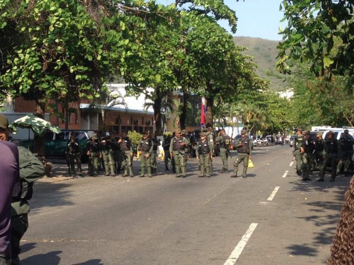 GNB resguarda inmediaciones de la Comandancia de Policarabobo