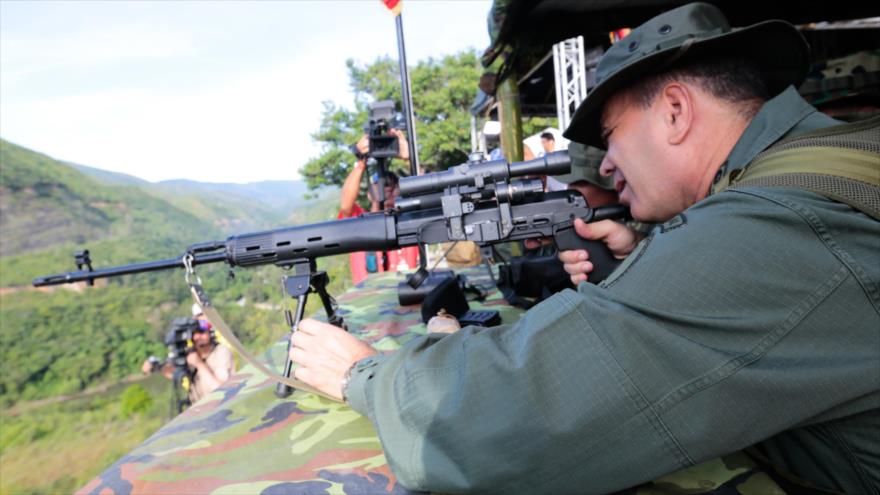 Gracias al gobierno bolivariano habrán más ametralladoras Kalashnikov en las calles