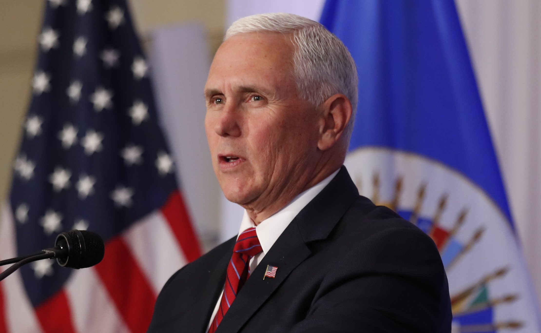 Pence: Estamos con el pueblo de Venezuela y seguiremos con ellos hasta que se restaure la democracia